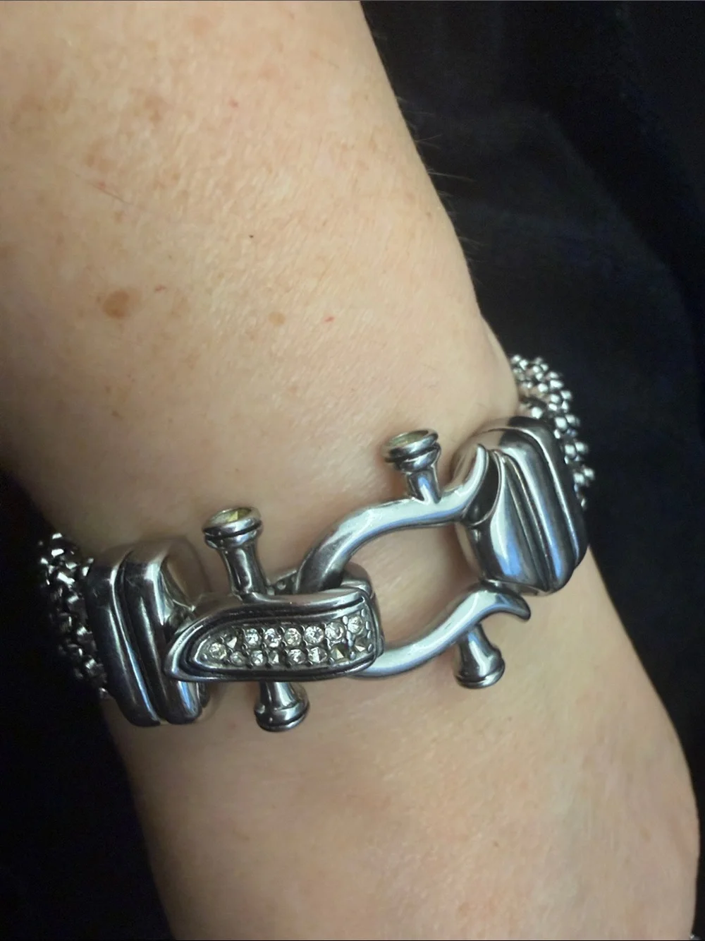 Chunky Silver-Tone Link Bracelet with Sculpted Bead Motif